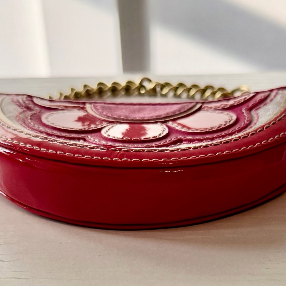 Coach Vintage Half Moon Coin/Bag Charm/Wristlet - Picture 6 of 7